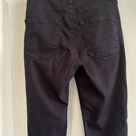 Distressed Jeans - Picture 3 of 12